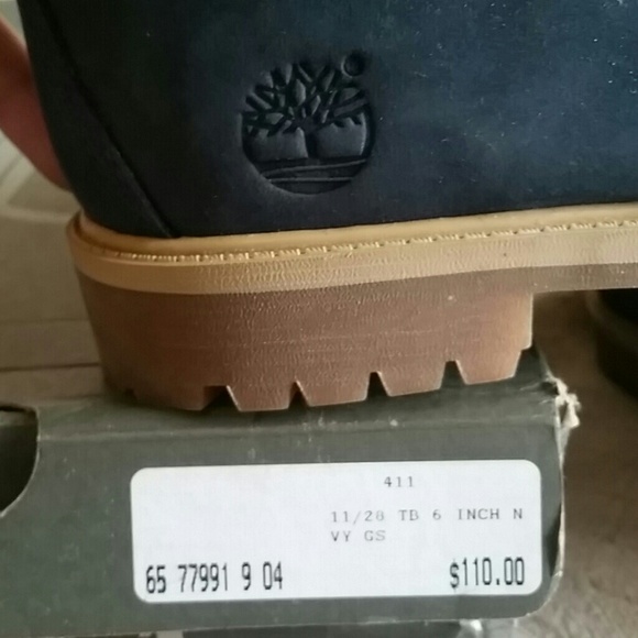 ****SOLD**** Timberland boots ****SOLD*** - Picture 2 of 4