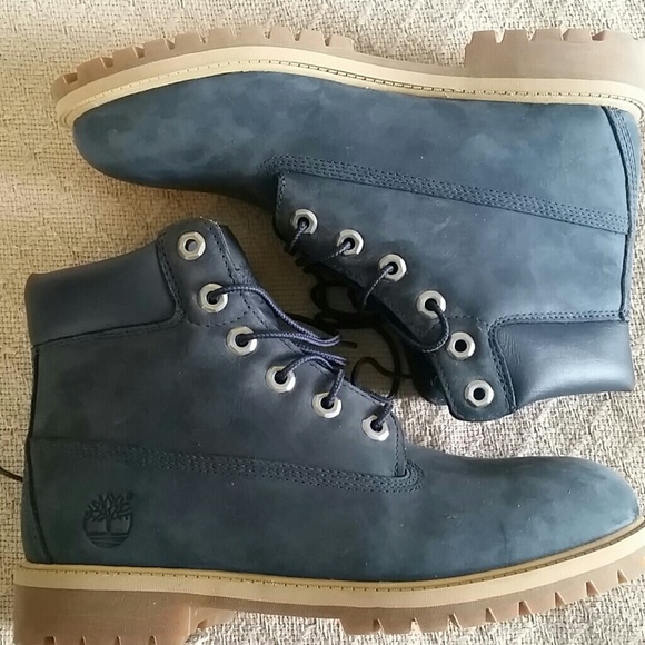 ****SOLD**** Timberland boots ****SOLD*** - Picture 3 of 4