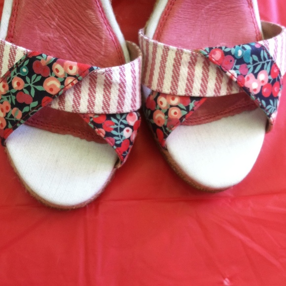 Brand new SPERRY wedge sandals - Picture 2 of 4