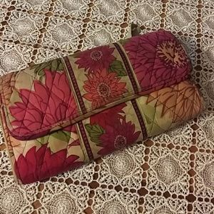 Vera Bradley Wallet / Clutch