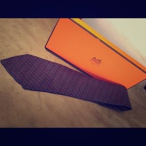 100% authentic Hermes tie