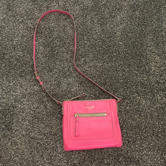 Kate spade cross body 💕 - Picture 2 of 3