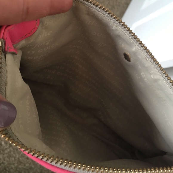 Kate spade cross body 💕 - Picture 3 of 3