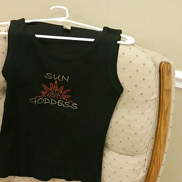 T-Shirt. NWOT - Picture 1 of 4