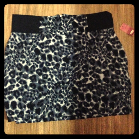 Faded glory short skirt