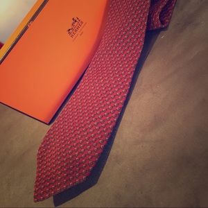 100% Auth Hermes tie