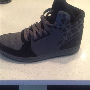 ** RESERVED** Like new Jordan's