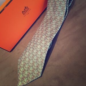 100% Auth Hermes tie