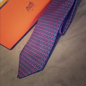 100% Auth Hermes tie