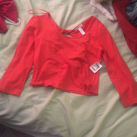 Red long sleeve crop top