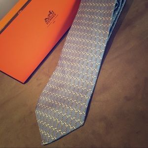 100% Auth Hermes tie