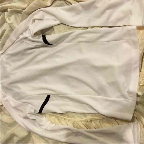 Nike pullover - Picture 4 of 4