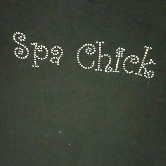 T-Shirt - Picture 2 of 4