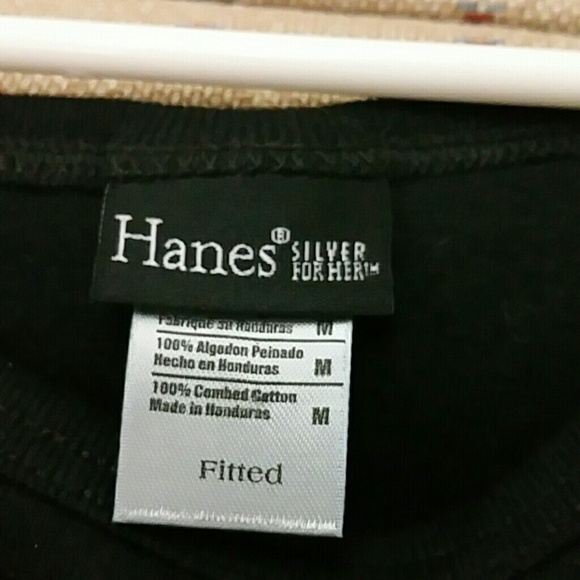 T-Shirt - Picture 3 of 4