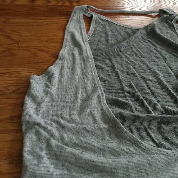 Open back tank - Picture 3 of 3