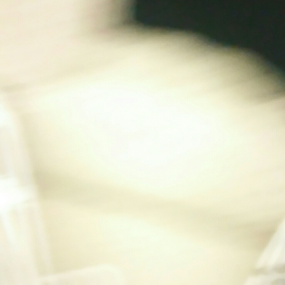 T-Shirt NWOT - Picture 2 of 4