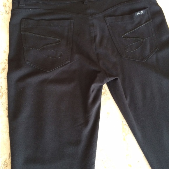 Seven black pants