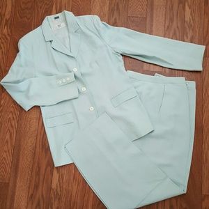 DKNY Pants suit
