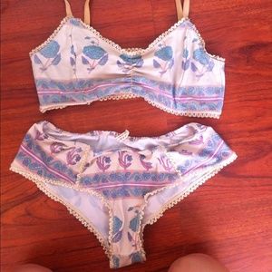 Spell and the gypsy collective intimate set