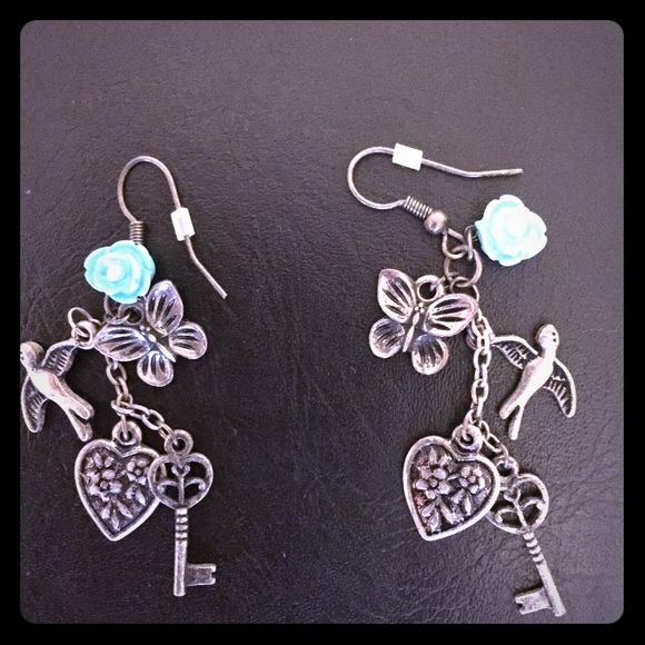 Blue rose/ key dark silver dangly earrings