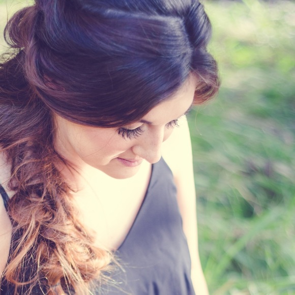 Meet your Posher, Tess - Picture 1 of 1