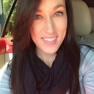 Meet your Posher, Laynie