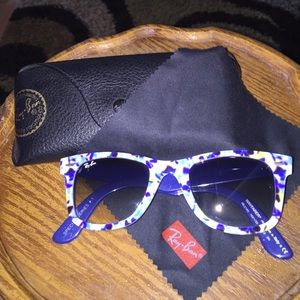 Ray-Ban Cateye Sunglasses