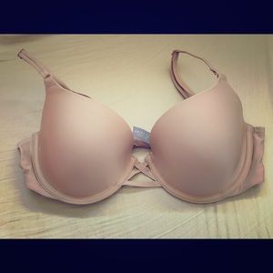 Nude Demi VS bra
