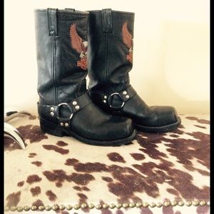 Authentic 1970's Harley-Davidson motorcycle boots!
