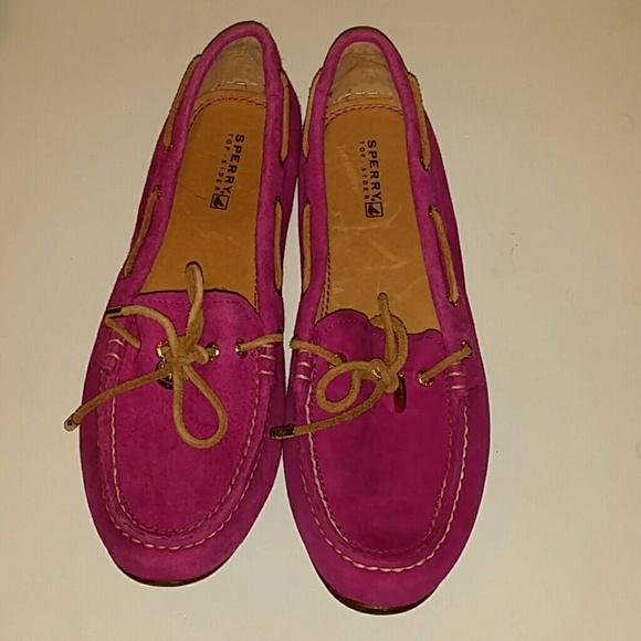 SOLD Sperry pink boat shoes - Picture 2 of 3