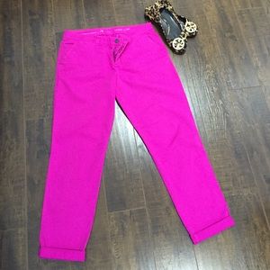 Gap broken-in staright khakis