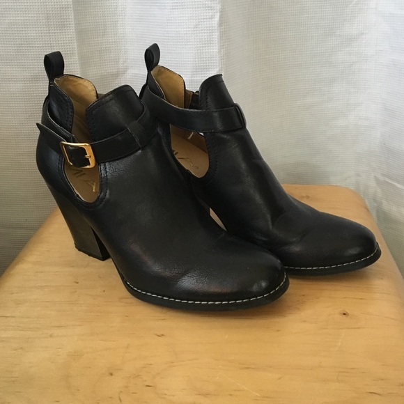 MIA leather-look heeled booties