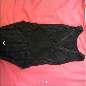 Tyr black fast skin size 36