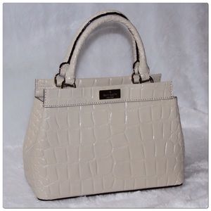 ❗️KS SALE❗️Kate Spade Becky Ridgely Avenue