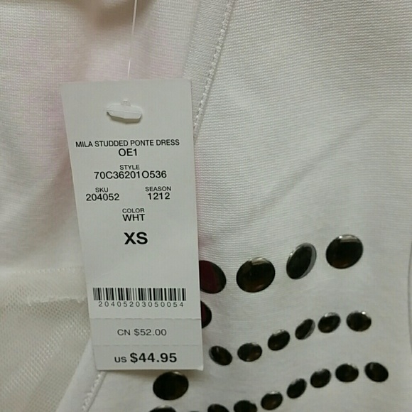 Dress - Picture 2 of 4