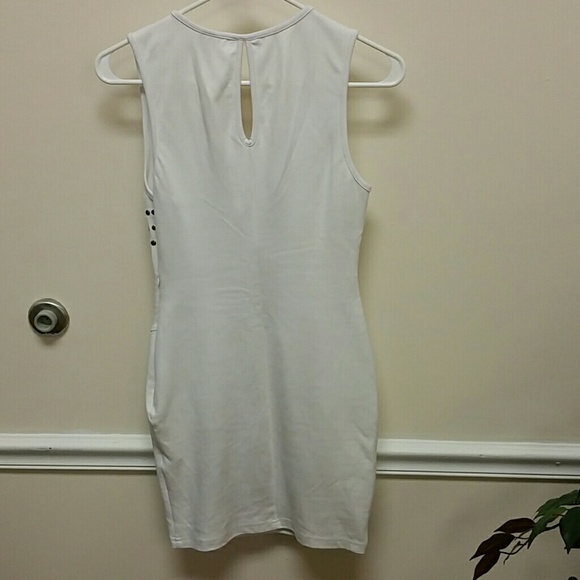 Dress - Picture 4 of 4