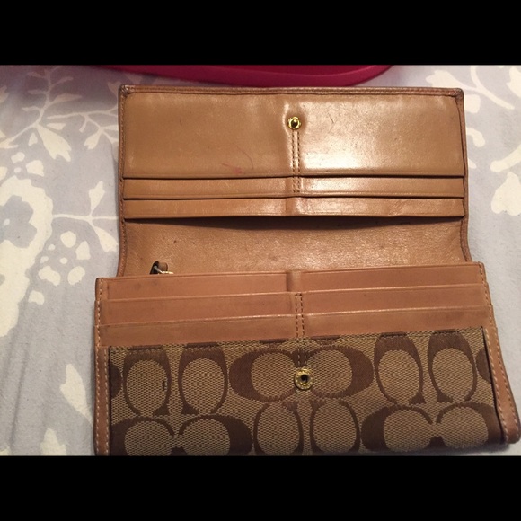 Coach Wallet - Picture 2 of 3