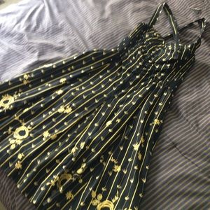 Black/gold rouched/pleated crisscross dress