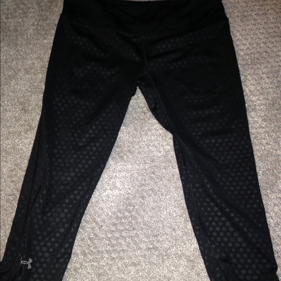 Under armour crops
