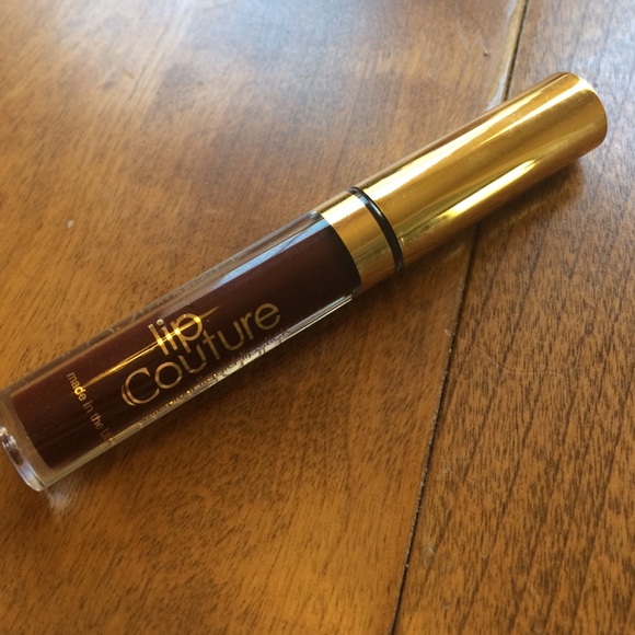 LA Splash Lip Couture in "Vampire"