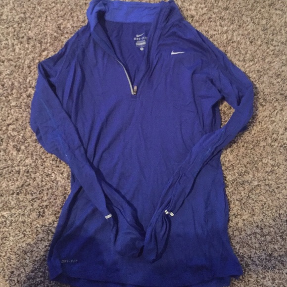 Nike pull over