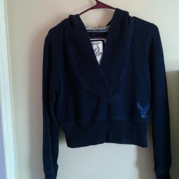 American eagle half hoodie