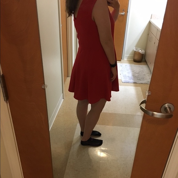 Mango brand red petite flared and fit dress - Picture 2 of 4