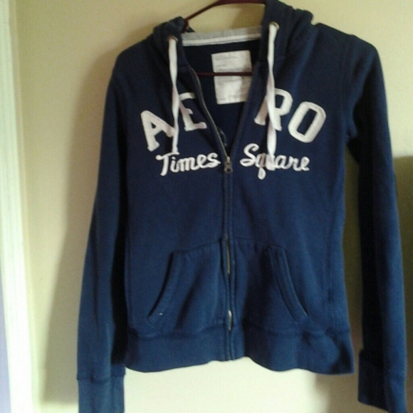 Aero jacket with hood