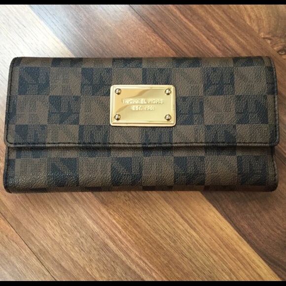 ISO THIS WALLET