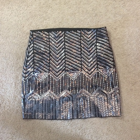 Skirt sequins