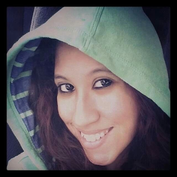 Meet your Posher, Matilde - Picture 1 of 1