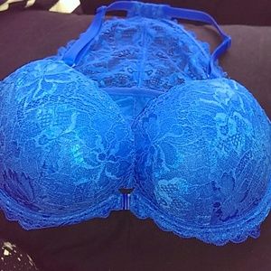 Blue VS bra