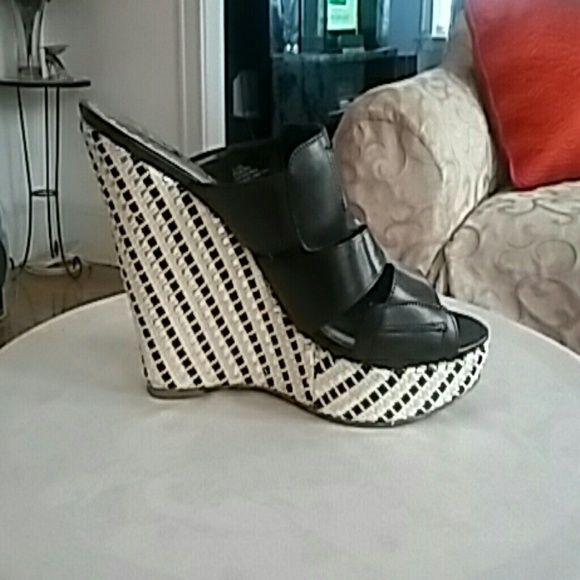 bcbg mules shoes