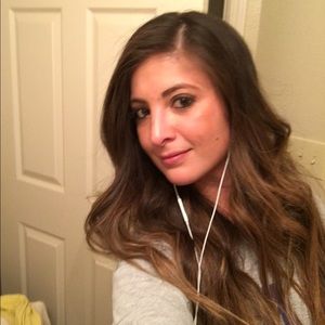 Meet your Posher, Juliana